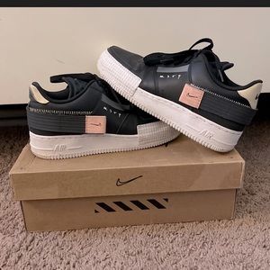 AUTHENTIC NIKE AIR FORCE 1 TYPE GS